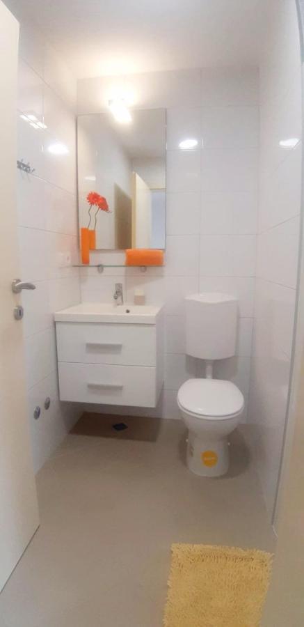 House Merlin Apartment Baska Voda